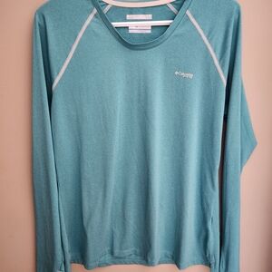 Columbia Aqua Long Sleeve Top